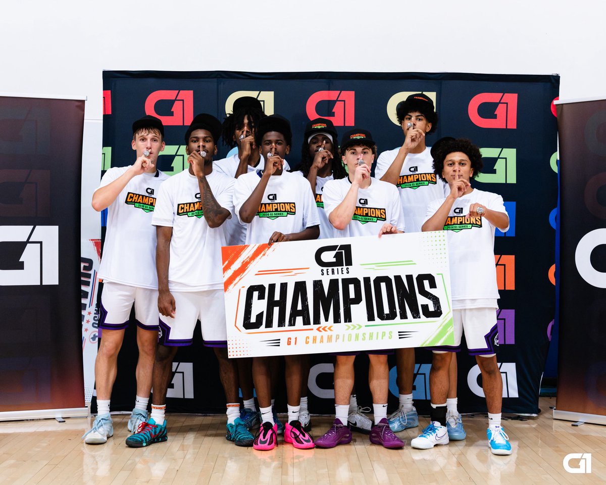 TheG1Series's tweet photo. 🏆 #G1Series 17U Division CHAMPIONS 🏆

@_Houstonraptors https://t.co/sFDsWKL0Kw