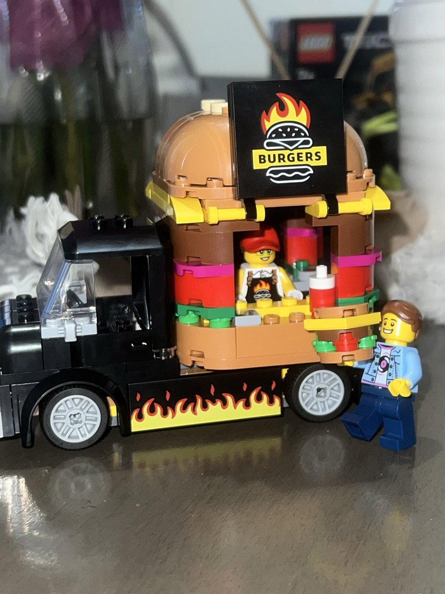Jedimasterern's tweet photo. Legos are so cute 😭 https://t.co/mlzenASqjH
