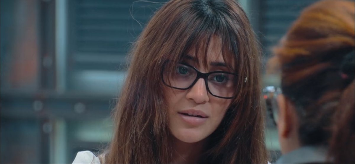 ishqipediaa's tweet photo. Who exactly gave her the authority to decide who talks to whom or who sits with whom?😭I guess the controller’s role was to control the task, not everyone’s friendships and conversations. 
Behen thodi nashedi hai kya🔫+
#lockupseason2 #lockupp2 https://t.co/f8XisccNyo