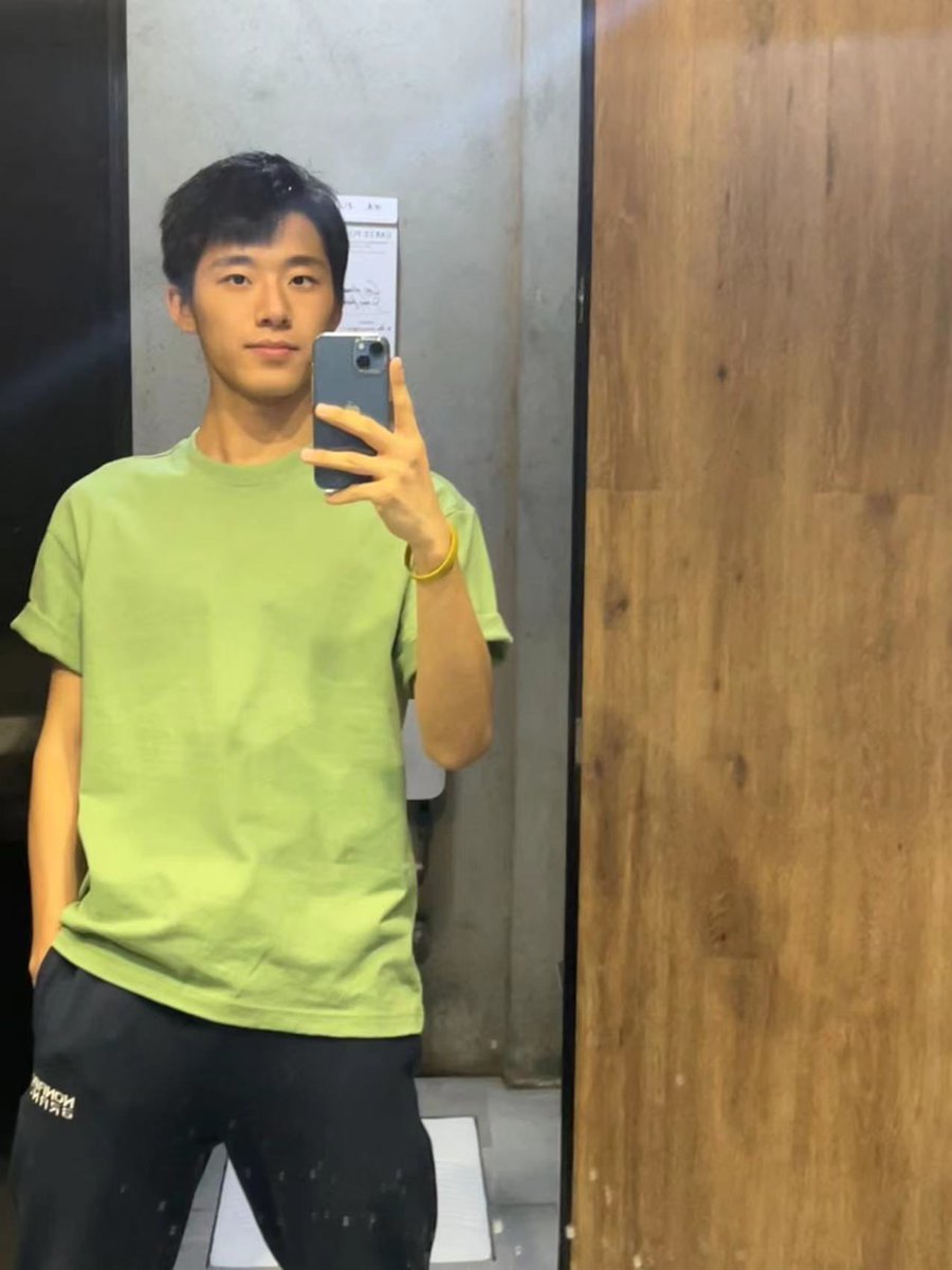 Johncvjnor's tweet photo. 直男🈶️完整版视频 https://t.co/gSGOn1meCL