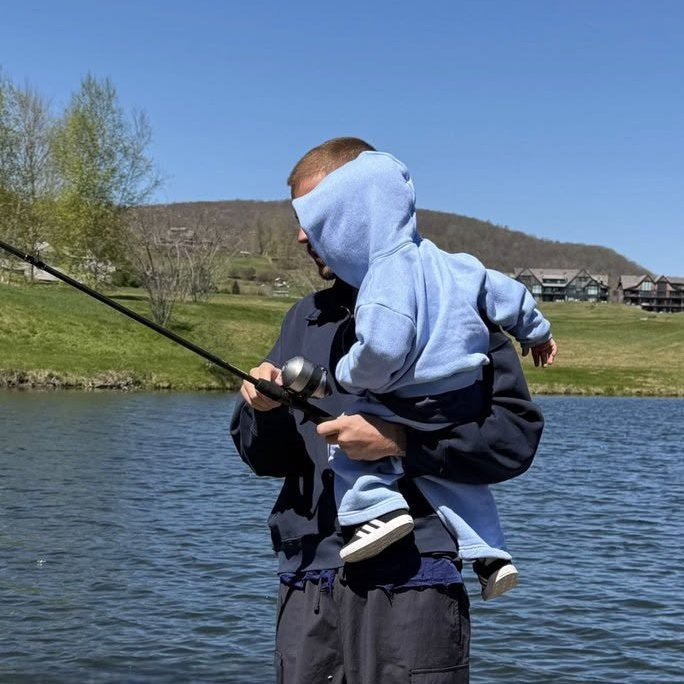rhodeserveyou's tweet photo. o jack vai ser tipo aquelas crianças extraordinárias que faz de tudo, pesca, joga golf, joga tênis e futebol https://t.co/Ck8xwSWuGV