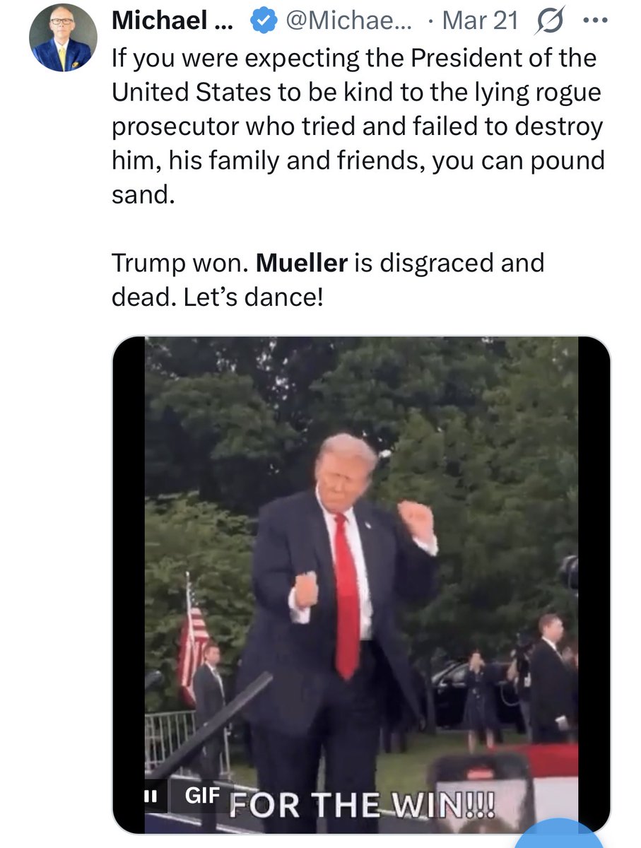 ItsMattEhlers's tweet photo. Shot. Chaser. Chaser. #Caputin We see you, @MichaelRCaputo https://t.co/gSBIQgWw1g