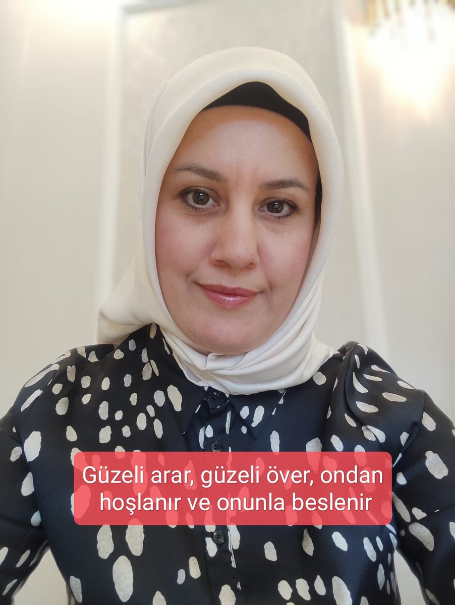 Yasammucizem's tweet photo. "Kendini iyi bir insan olarak yetiştirmek isteyen güzeli arar, güzeli över, ondan hoşlanır ve onunla beslenir."

Platon

#insan
#hayat
#yaşam
#nofilter https://t.co/dFJcZX4445