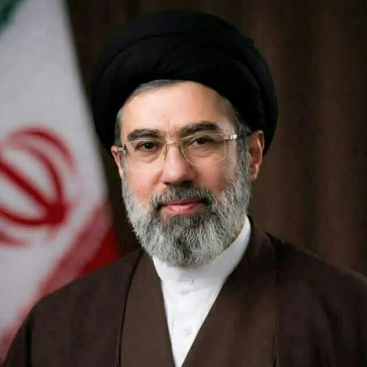 MaDad136's tweet photo. " آنها باید بدانند که این امر، متوقّف بر وجود شخص من یا سایر مسئولان نیست. ما باشیم یا نباشیم، این مطلب محقّق خواهد شد . . "

+ به آقا بگین صحبت رفتن نکنه 
قلبم گرفت والله گرفت...💔😭 https://t.co/nWgRmCdY1j