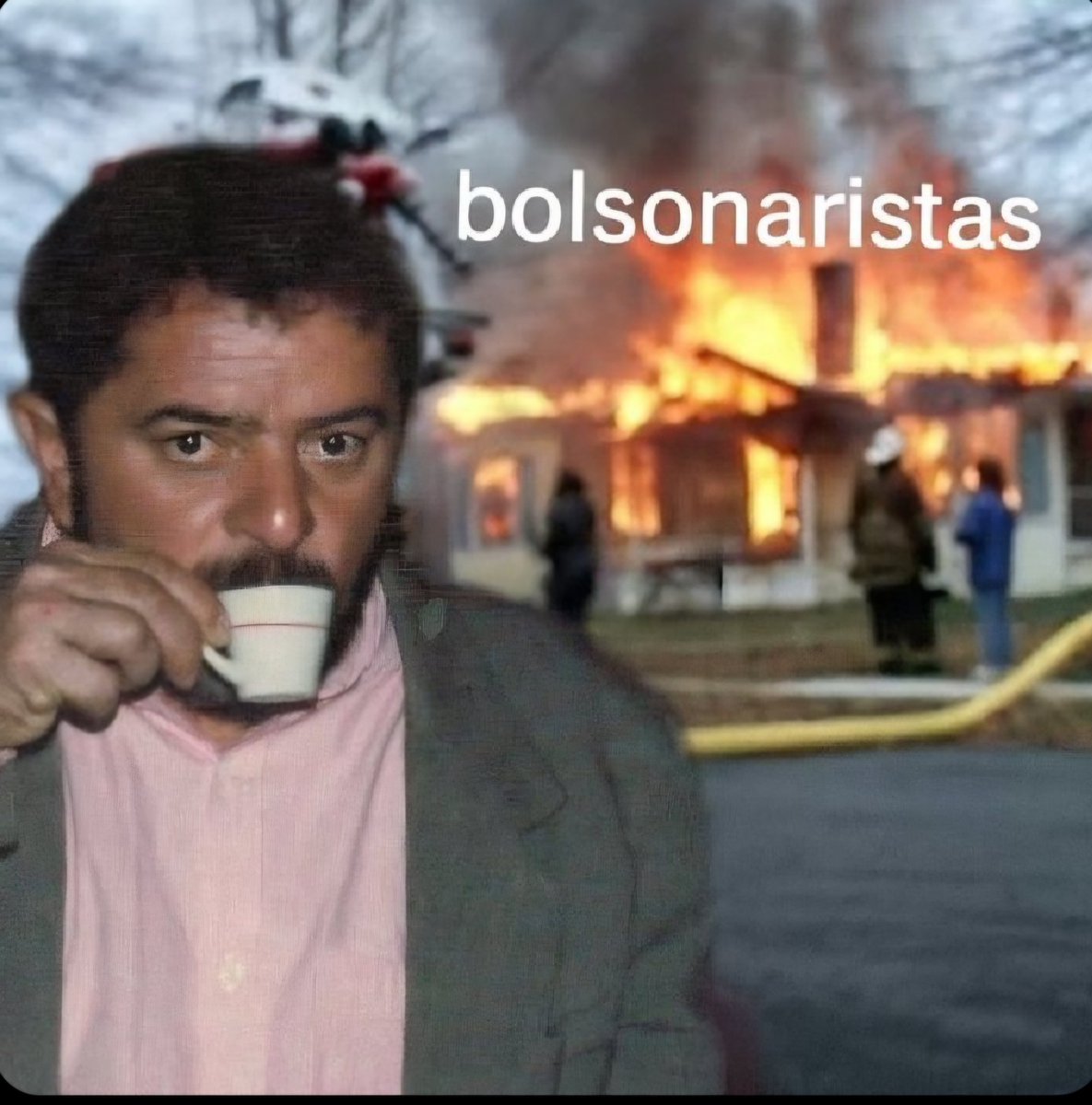 RobsonAlvaro's tweet photo. @FlavioBolsonaro https://t.co/OgRotF2Kib
