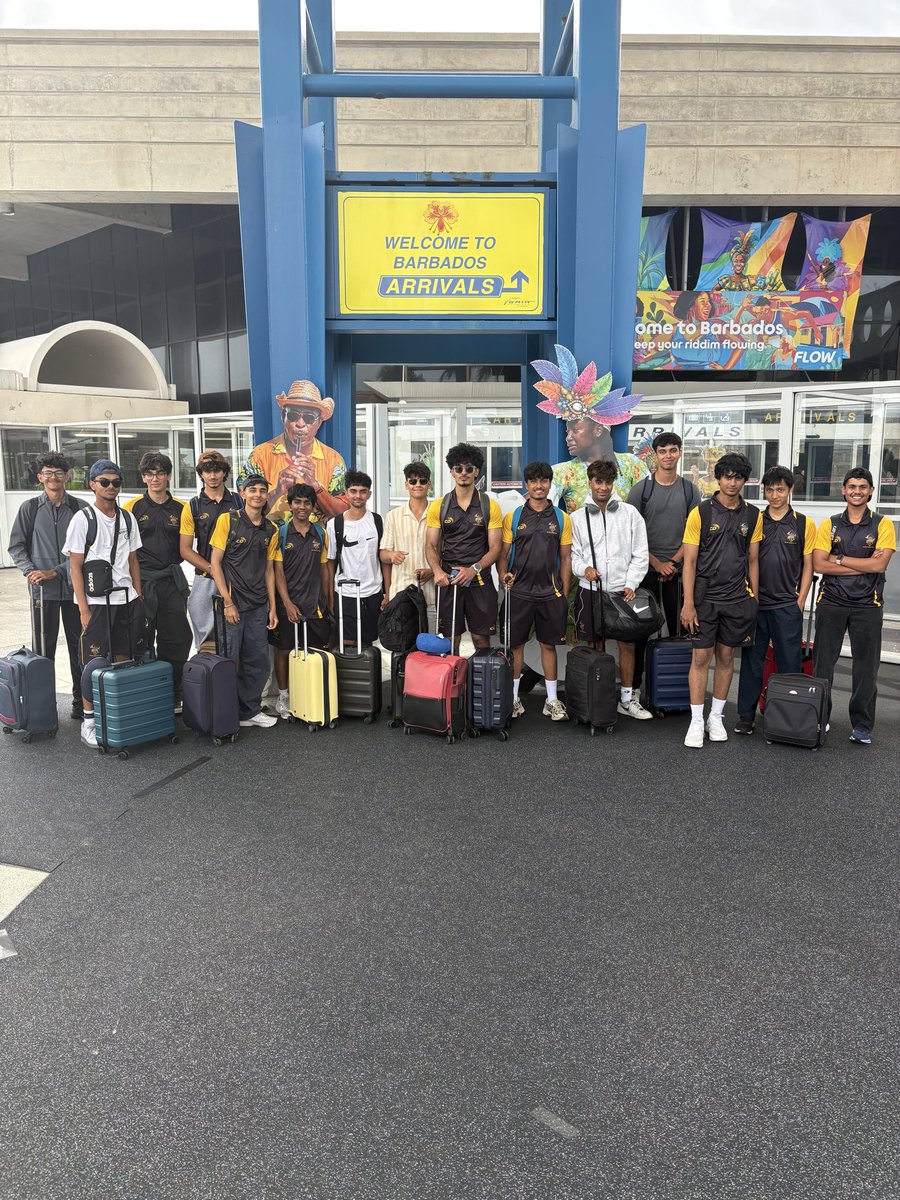 WilsonsPE's tweet photo. 🇧🇧🏏- We have arrived! https://t.co/Aa7UEJVNOM
