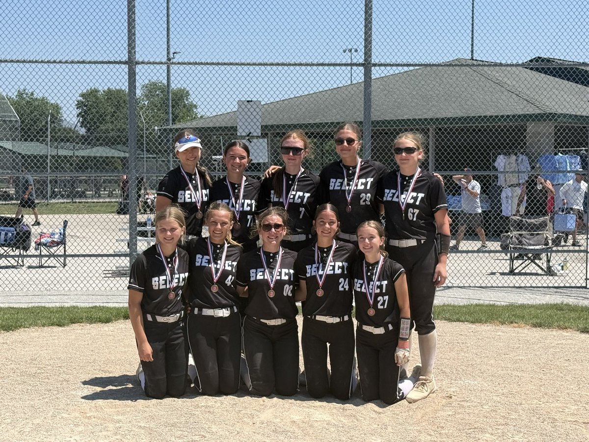 PaisStill2031's tweet photo. PGF National Qualifier Runner-Up 🥈

What an incredible way to wrap up this chapter!

A huge thank you to @ILSelect2030 -my teammates for welcoming me in, and the coaching staff, especially Coach Joe and Coach Mya, for your guidance, encouragement, and support over the last month. You helped me finish on a high note and, most importantly, helped me rediscover my love for the game.

I’m excited for what’s next! I’ll be age correcting and repeating 13U next season, and I can’t wait to continue growing as a player. Thank you to everyone who has supported me along the way. ❤️🥎
@EversMya @Josie_2030 @EvelynSing29 @CRichey_55_ 
@ScarLedvina_00 @PGFnetwork @gatorjack72