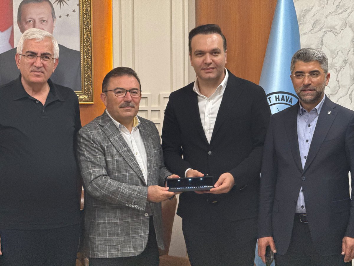 avibrahimK's tweet photo. AK Parti Genel Merkez Gençlik Kolları Başkanımız Sayın Yusuf İbiş’i, İl Gençlik Kolları Başkanımız Sayın Mehmet Akif Dorman’ın düğün programının ardından Erzurum Havalimanı’ndan uğurladık.

Nazik ziyaretleri, samimi sohbetleri ve teşkilatımıza verdiği kıymetli destek için Sayın Başkanımıza teşekkür ediyorum.