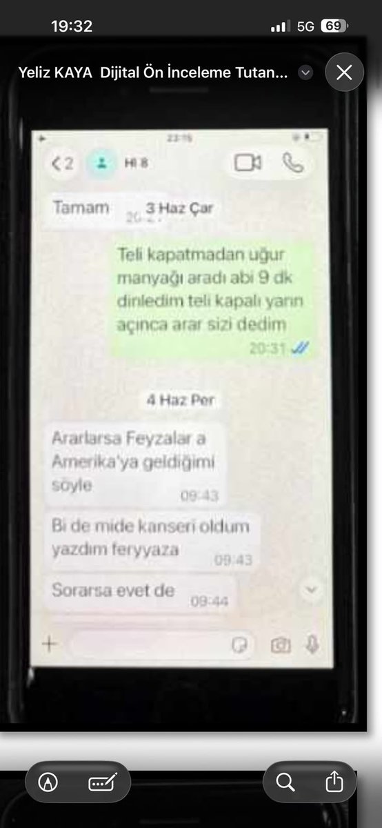 ersoydede's tweet photo. Haluk Levent’in 120 milyon TL EFT yaptığı ortaya çıkan Asistanı Yeliz Kaya’nın telefonunda enteresan yazışmalar bulundu ..

Bu yazışmalardan anlıyoruz ki,
Haluk Levent, asistanı Yeliz’e bazı kişilere “mide kanseri olduğuna ve para aradığına” dair haber yaymasını söylemiş. 

Yazışmalardan senetlerin kullanılacağına dair endişelerin Haluk Levent’e iletildiği anlaşılıyor

Haluk Levent asistanı Yeliz’den, kendisine ağlayarak sesli mesaj atmasını istemiş.