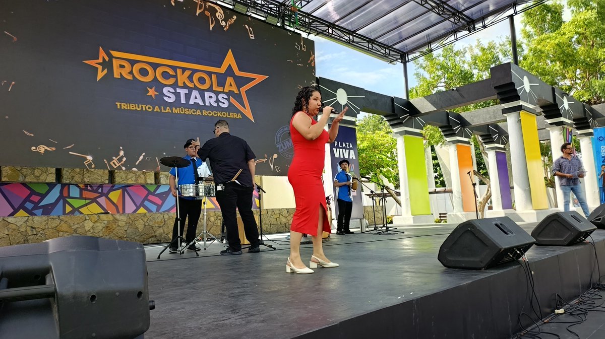 ZumarGye's tweet photo. En el tributo a la música rockolera, Andry Paredes, integrante de Las Flores de ZUMAR, deslumbró en Rockola Stars en Plaza Guayarte.
La Alcaldía de Guayaquil brinda espacio al talento artístico, a través de ZUMAR, en la #CiudadDeTodos.
#AsiSeHaceGuayaquil https://t.co/55U4szUfum