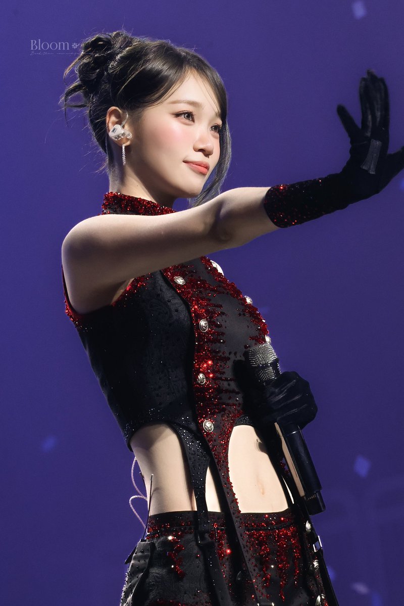 chkm_016's tweet photo. マスターさんの撮るチェウォンさん美しすぎる😭🎀どんなチェウォンさんも本当に輝いてる、、いつもありがとうございます https://t.co/eAOoM9AquS