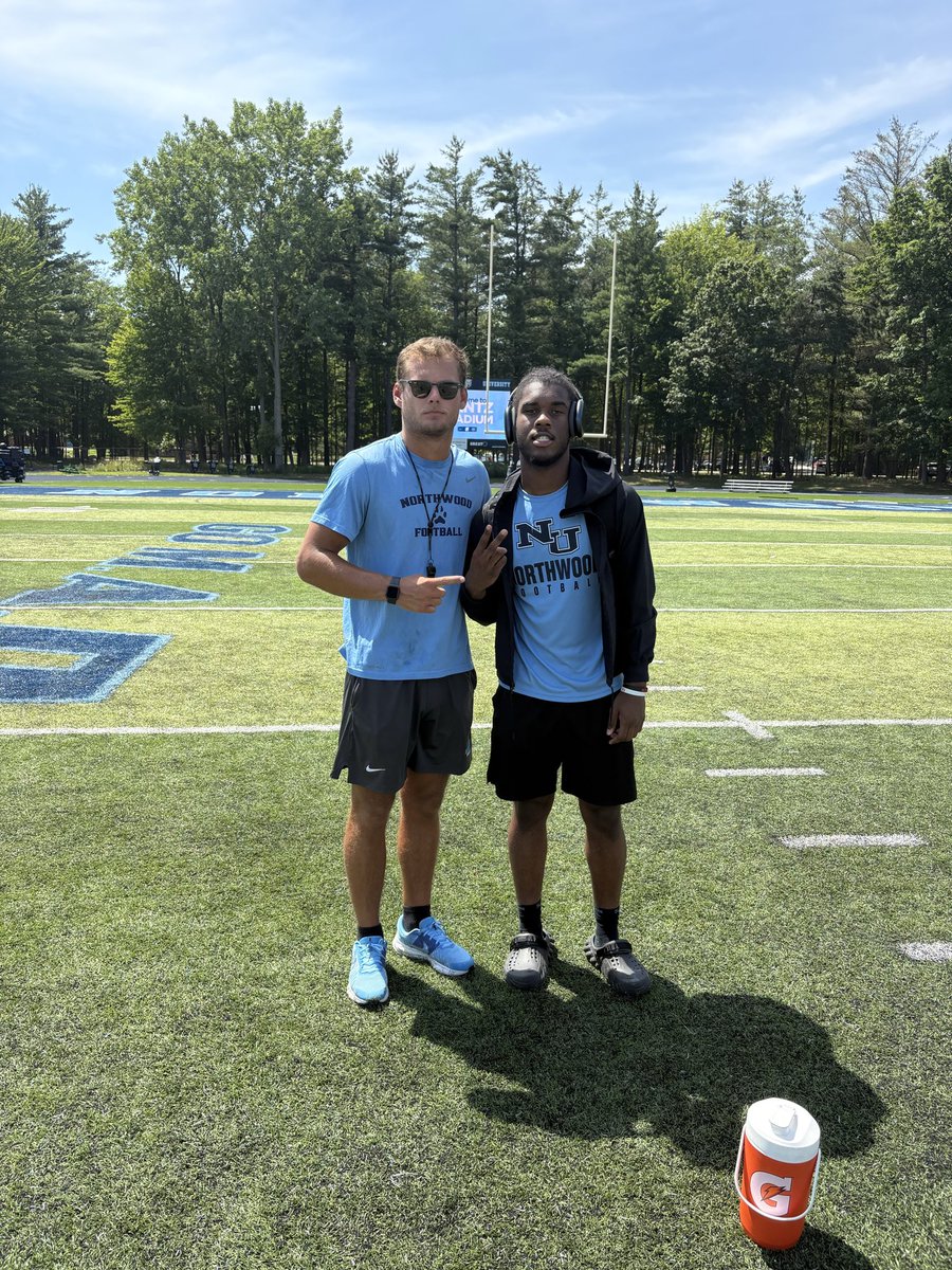 PaymonBlake1's tweet photo. Had a amazing camp day at NorthWood, hoping to make connections in the future! @CoachBeurer @CoachSmith202 @Northwoodfball https://t.co/VsaWn1Vwps