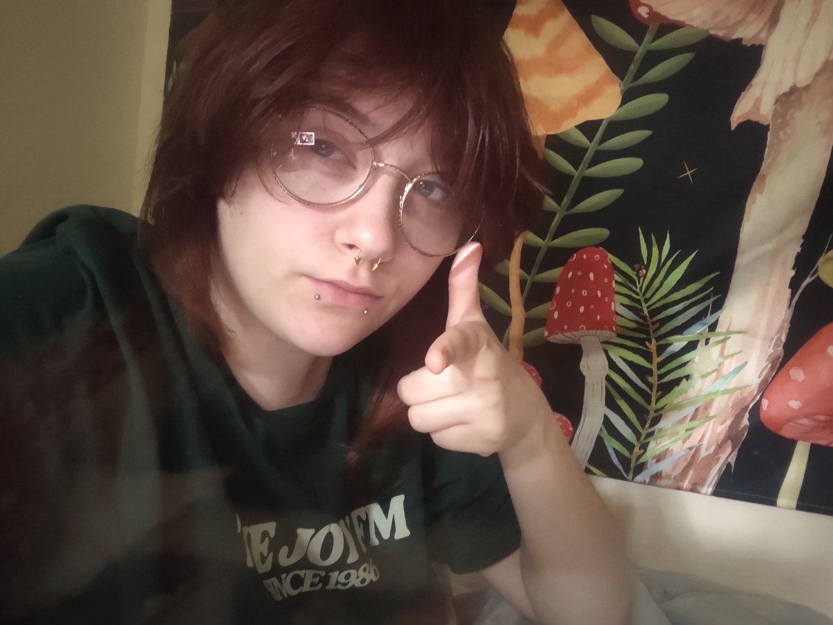 bambooxled's tweet photo. I got new swag and now my face hurts (snakebites are awesome) https://t.co/vlD6tCe6AH
