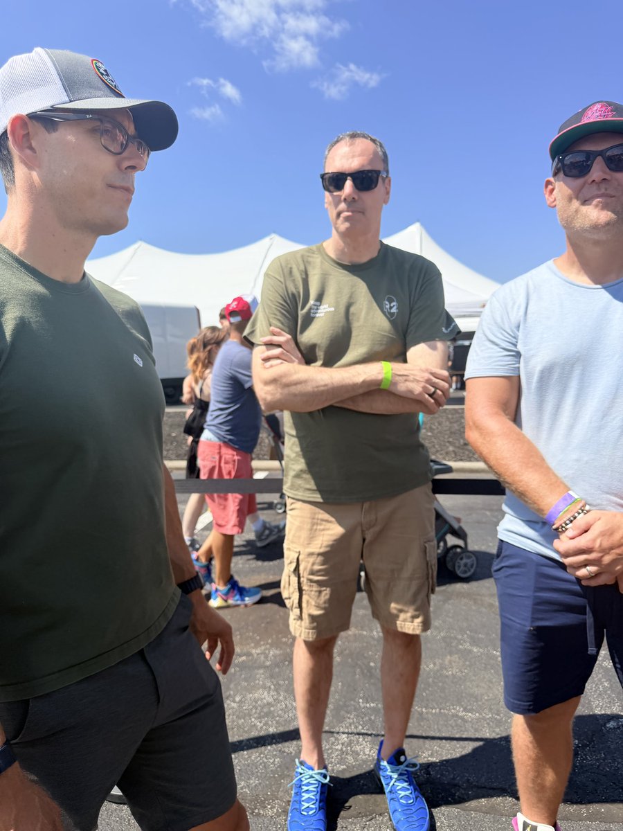 i_newm78's tweet photo. I met the @Rivian boss https://t.co/4167oL467E