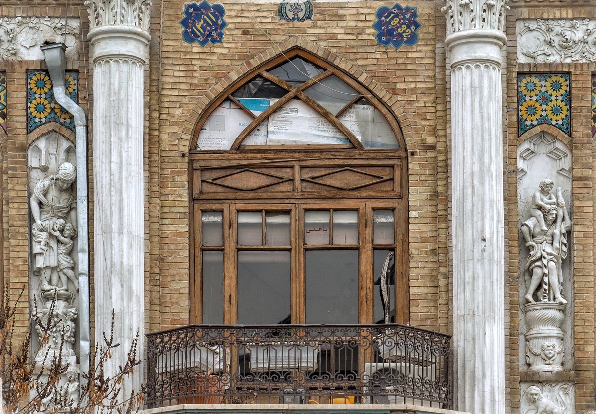 afsixo's tweet photo. 📍Saray-e Roshan, Tehran, Iran https://t.co/Hx9rl24hFO