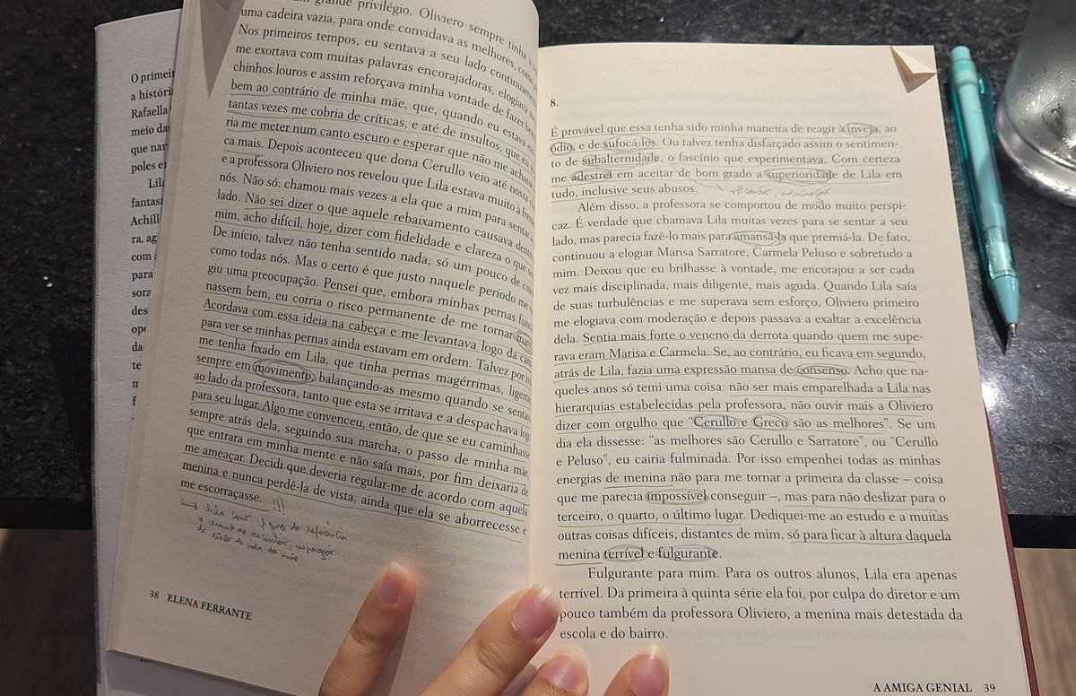 miexclama's tweet photo. manto, tacos, cervezas y elena ferrante https://t.co/MDL5wAc1bU