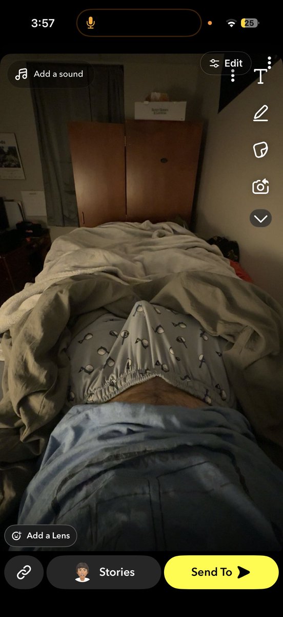 hungd8inch's tweet photo. Ya I like these bottoms https://t.co/7L6LKq4yia
