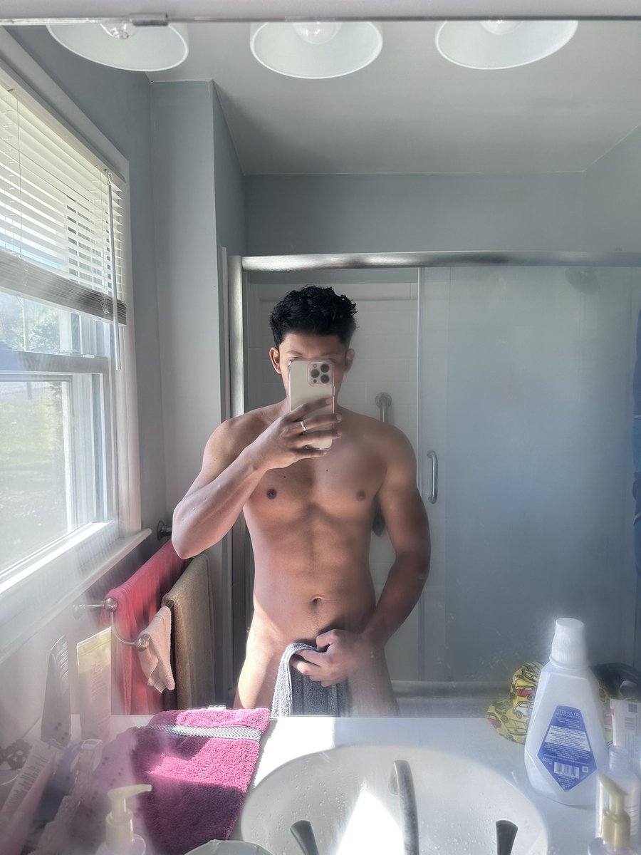 Latin391's tweet photo. 🛀🏽🧼🚿 https://t.co/9EbACzMesV