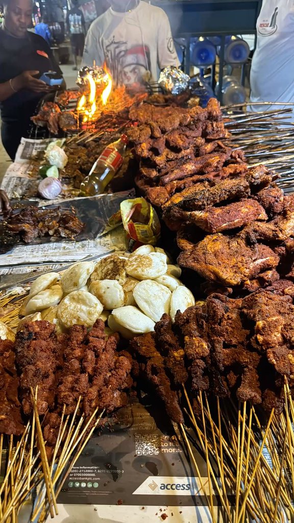 spacefundz's tweet photo. Which of these chows is your ultimate weekend night favorite?

   Shawarma.          Or.             Suya https://t.co/qkm187kEi8