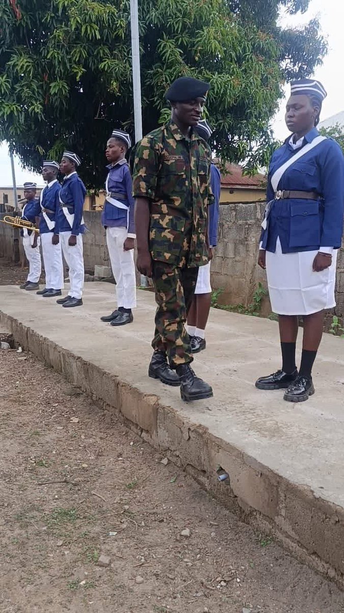 Maroon_Beret tweet media