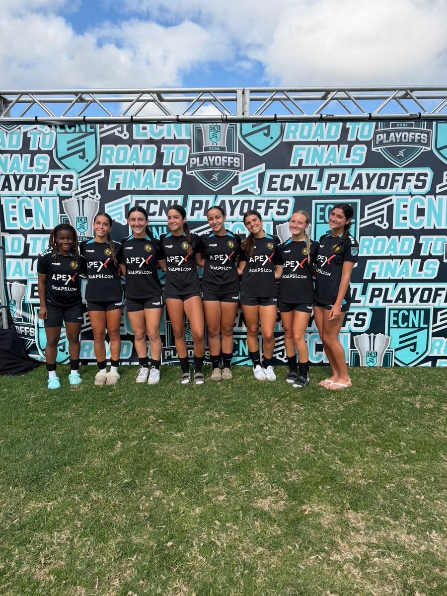 Kelseysoccer19's tweet photo. Teamwork makes the dream work...came out with a W today! Come out and watch us play tomorrow at 12:40 on Field 12 ๐๐ซถโฝ๏ธ
@ImCollegeSoccer @ImYouthSoccer @TheSoccerWire @ECNLgirls @FCPrimeOfficial @PrepSoccer
#19 #soccer #rightback #defender https://t.co/DXes7SMxBk