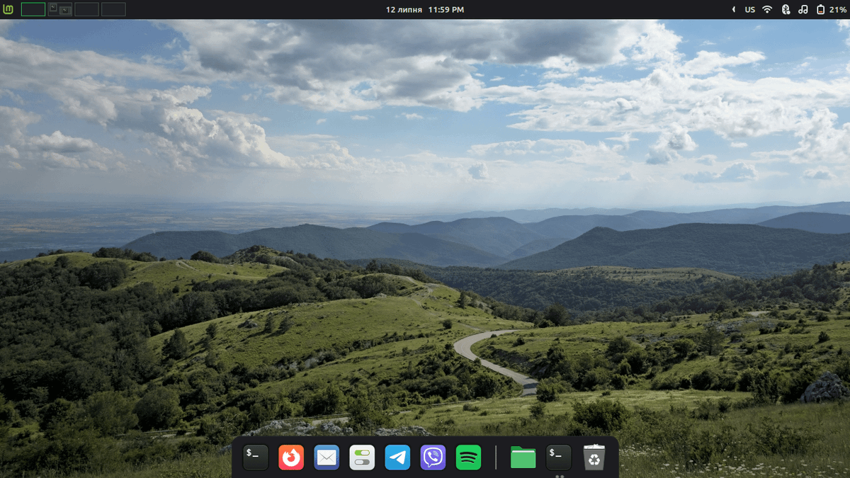 bot_unixporn's tweet photo. [Cinnamon] lazy rice.. but cinnamon also can be pretty :3
Link: https://t.co/NC5wECZwJ4

#unixporn #linux #screenshot https://t.co/BCS9bevYR0