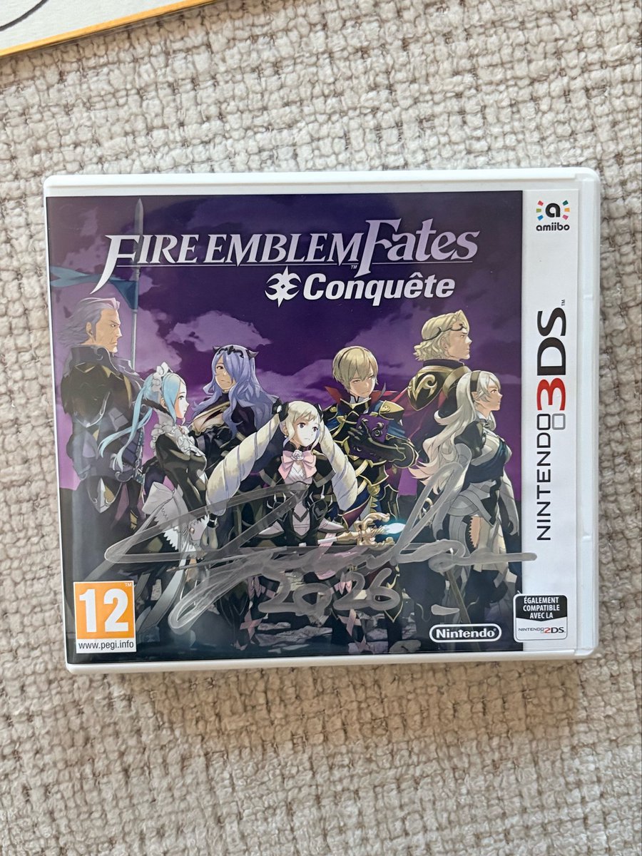 _hmanel's tweet photo. extrêmement reconnaissante, le meilleur cadeau d'anniversaire ✨🤍 merci infiniment @kymg !!! et à mon mari aussi ofc~ https://t.co/SaidZcLfm8