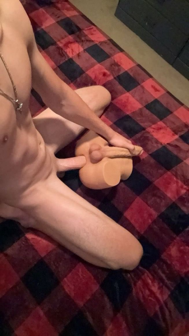 MarkAndrew27209's tweet photo. Do you wanna get fucked 

Yes or no ? https://t.co/NTNSi4MyAK