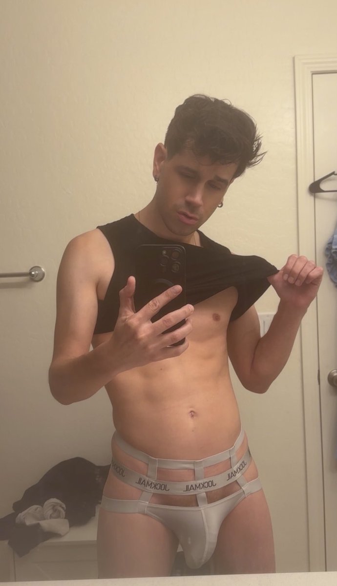 iloilosage's tweet photo. Split ๐๐๐ #twink #gaytoy #pasivo #activo #goodboy #gaysian #chudai #wataa #gay #latino #jockmail https://t.co/w5M3Oc6cS8