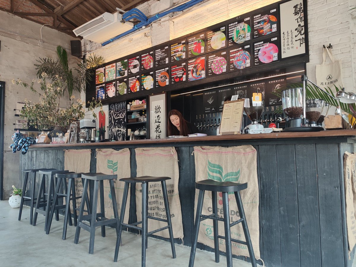 chunga0522's tweet photo. Tried the new zero-waste café in downtown today! Their edible coffee cups Game. Changer. No more leftover cups cluttering my bag — 10/10 recommend for every eco lover https://t.co/sSutYnRZxZ