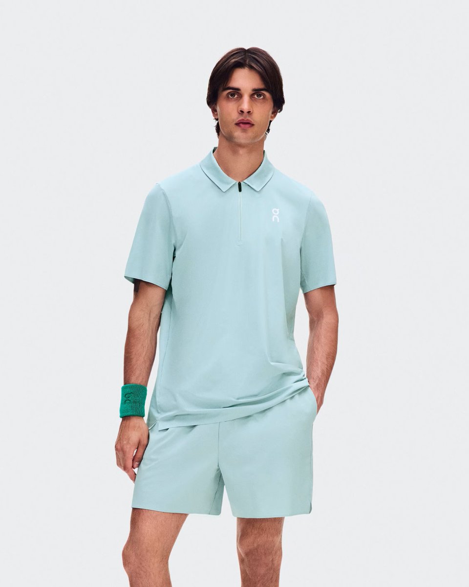 sz_iga_'s tweet photo. agr que wimbledon acabou já podemos comentar o que a on running aparentemente tá aprontando pro us swing https://t.co/4WZdI7s4R0