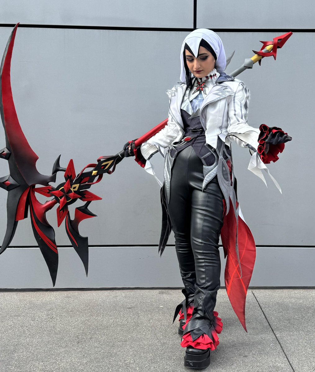 seventeen_o_o_'s tweet photo. missing anime expo just a little https://t.co/De5M5tvTnQ
