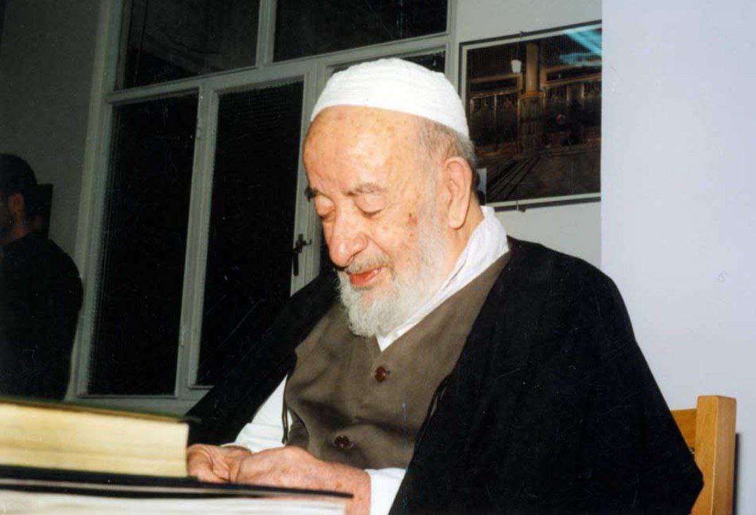 rasool_nmv's tweet photo. آیت الله حق شناس ره:

دائم با خدا تجدید عهد کنید.
اگر هم شکست خوردید، باز استغفار کنید .. و اینقدر تکرار کنید تا شیطان شکست بخورد. https://t.co/w9mpQYKFg6