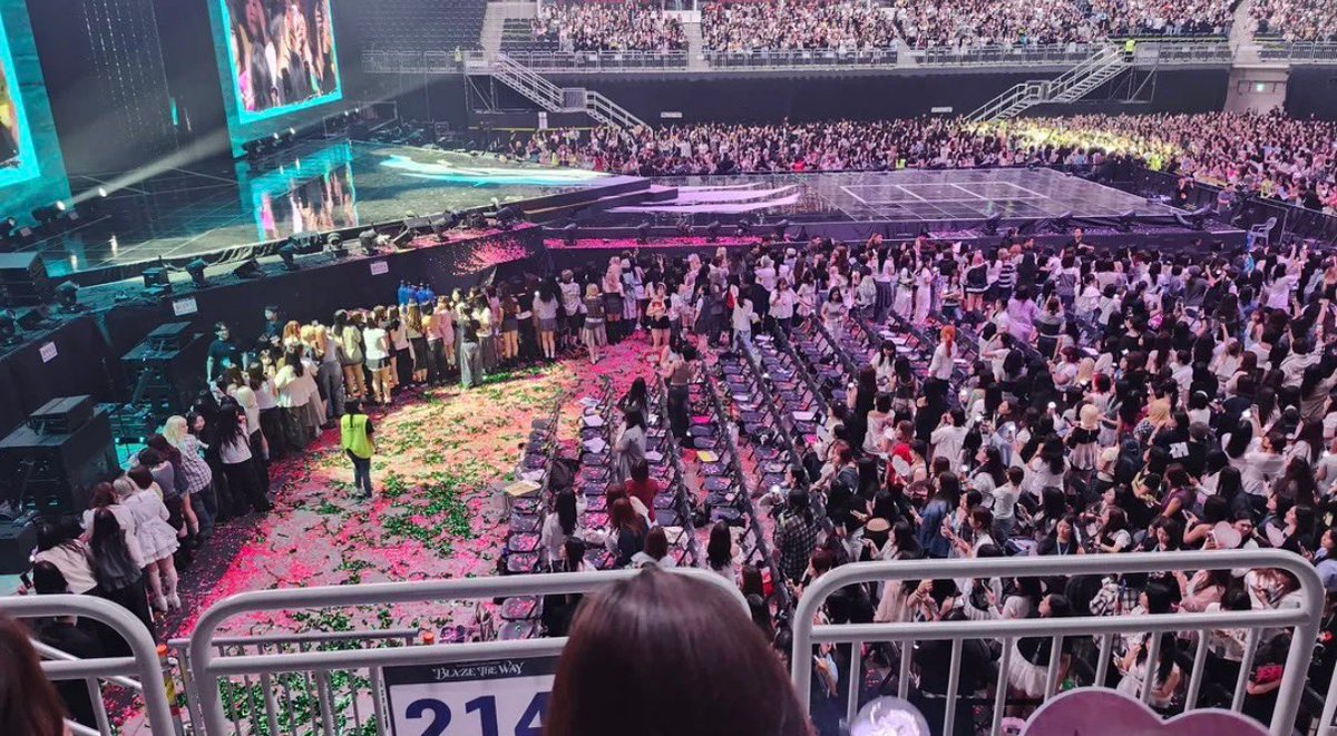 K_I_LOVE_U's tweet photo. 韓国は、こんな感じで https://t.co/y0KdnIh1kS