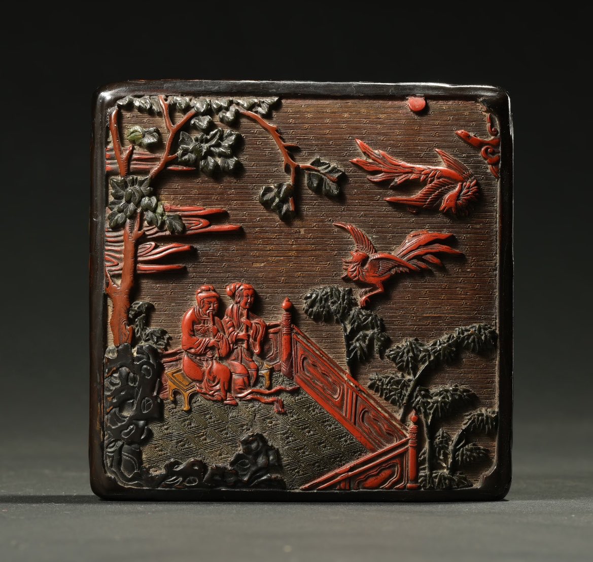 明嘉靖剔彩庭院人物花鸟荔枝纹四方重盒Square Tiered Box with