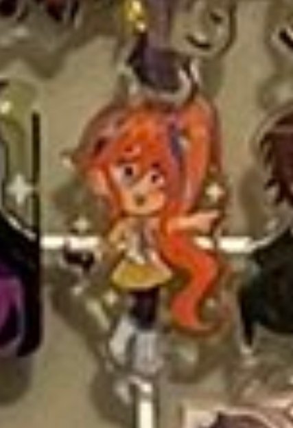 flowerofmisery's tweet photo. @zvarris i NEED to know where u got the athena keychain 🥹 https://t.co/FrOnvlX9Ds