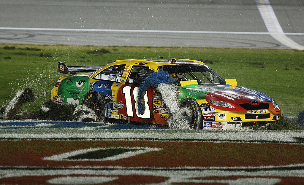 ForRaceFansOnly's tweet photo. 18 Years Ago Today:

Kyle Busch won the https://t.co/mrffDVbU0f 400 at Chicagoland Speedway https://t.co/uaofUNHCff