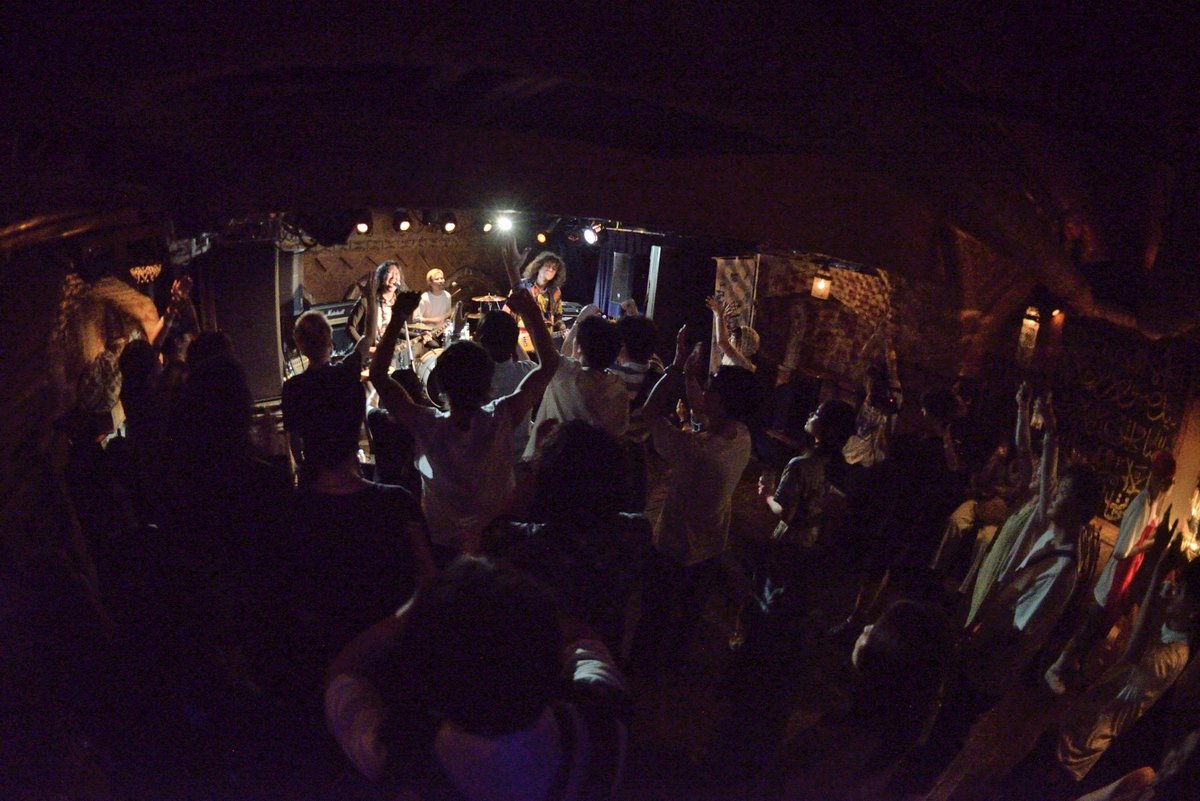 FUZZACT's tweet photo. 2026.7.12 武蔵野万博のセットリストです!
1.ケモノのココロ
2.赤い砂
3.熱中症
4.凶暴なる日々
5.無風帯からの信号
6.Overflow
次回は7月18日ULTRA SHIBUYAにてインストアライブです!
Photo by Genki Motoyama
(@PhotobyGenki ) https://t.co/iLSiQWQ6ld
