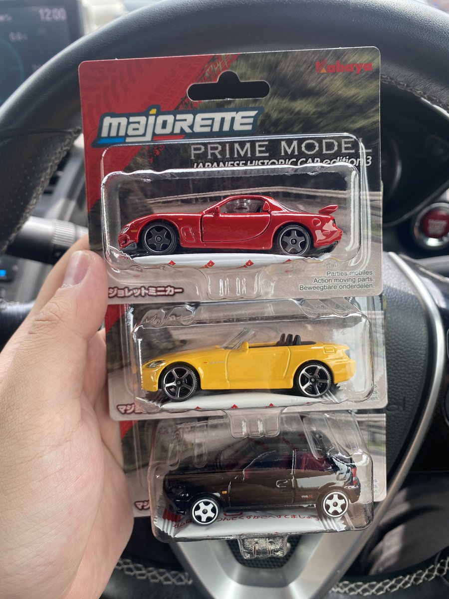 Yocchi_S660's tweet photo. マジョのFD雰囲気良くて買っちゃった

品質どれもいつものマジョって感じだったけどみんなどんだけ目肥えてるん？ https://t.co/Oj8S8zknMg