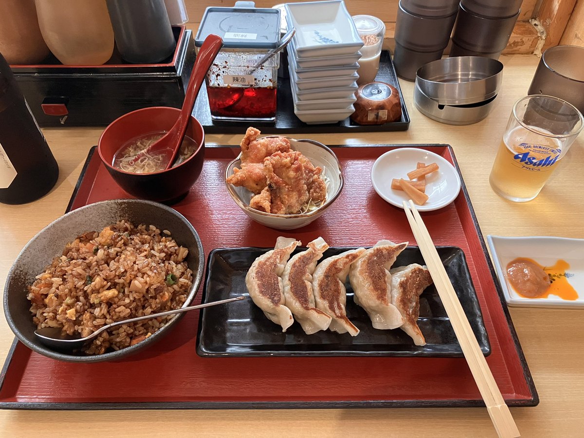 quick_cumshot19's tweet photo. 対戦終わったので気兼ねなく！
平日昼飲みサイコー😃 https://t.co/U8j7TeOMyQ