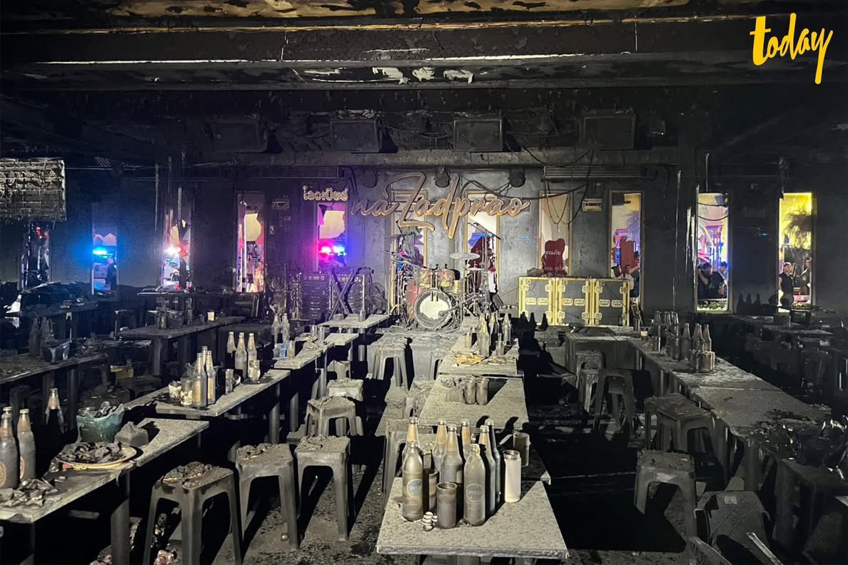 weighitall's tweet photo. Before the tragic fire incident at The pub, the Rong Beer Na Lat Phrao. RIP to all the victims https://t.co/whgGbBFhCk
