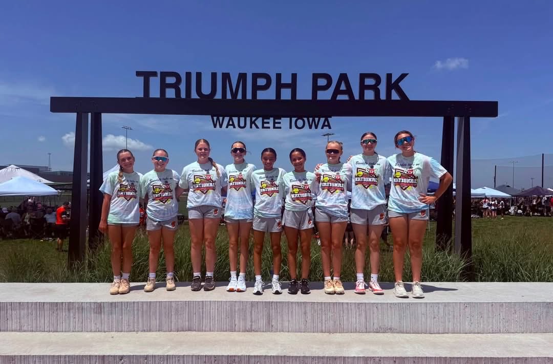 HaileyL2032's tweet photo. USSSA Midwest National Champions🏆 

Total team effort finishing the weekend 8-1! 

@ExtraInningSB @LineDsoftball @bandits2032 https://t.co/acigE2FFVD