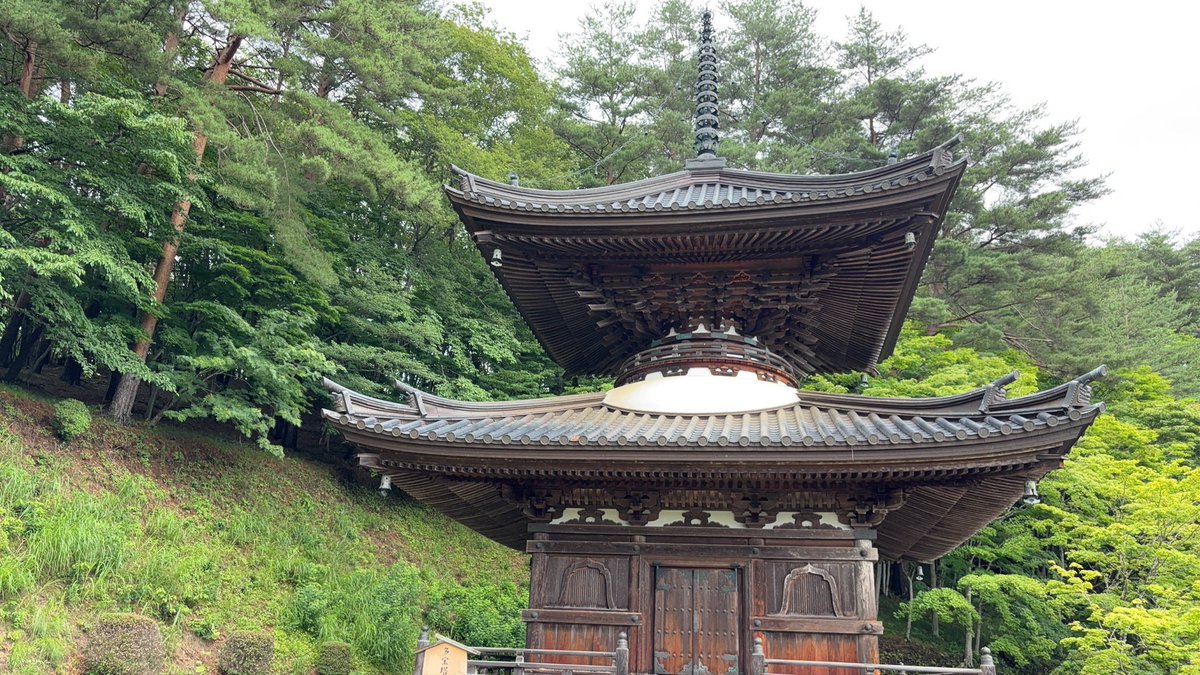 tomohiro313's tweet photo. 福泉寺。大正時代創建の為、歴史は浅いが、五重塔や多宝塔、大観音像は見応えがあった。 https://t.co/N5N8ZneVkM