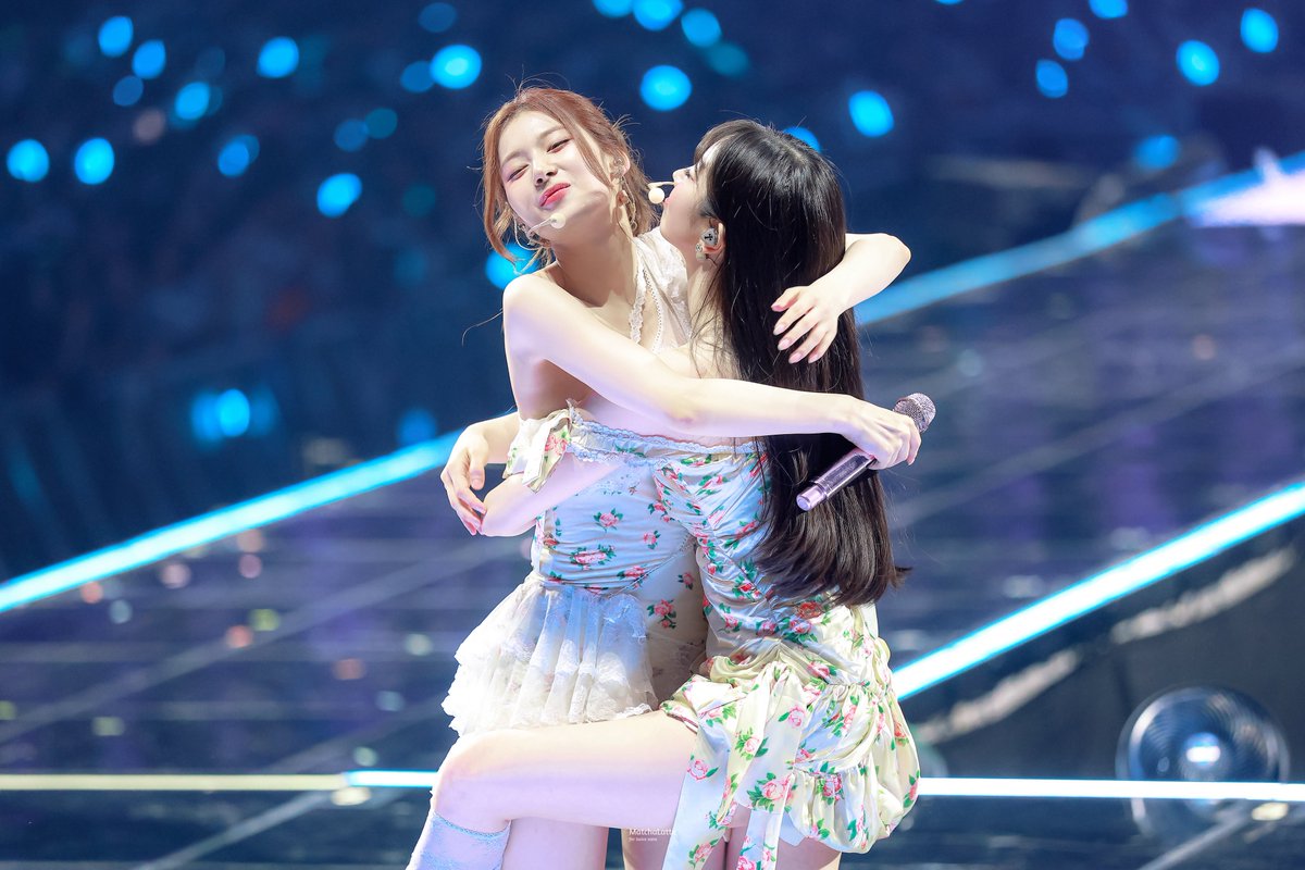 SanaMatchaLatte's tweet photo. 260711-12 Saida
#TWICE #트와이스 #SANA #사나  #DAHYUN #다현 #saida https://t.co/2kZInfu2eP