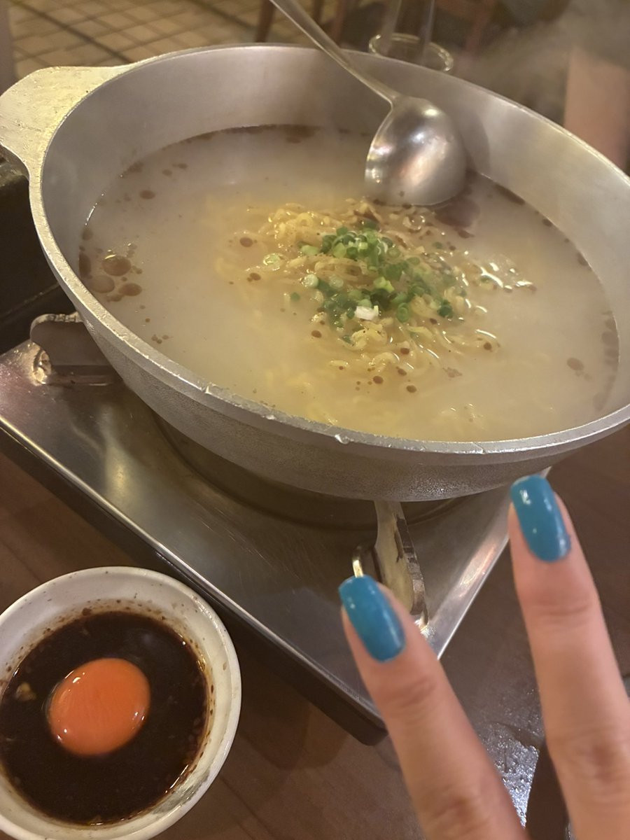 Owl_serata's tweet photo. 週末は親友拉致って人生初のお店でカレー食べたり、溶岩焼き食べたり、おうちアヒージョするなど https://t.co/xITu8KKAiu
