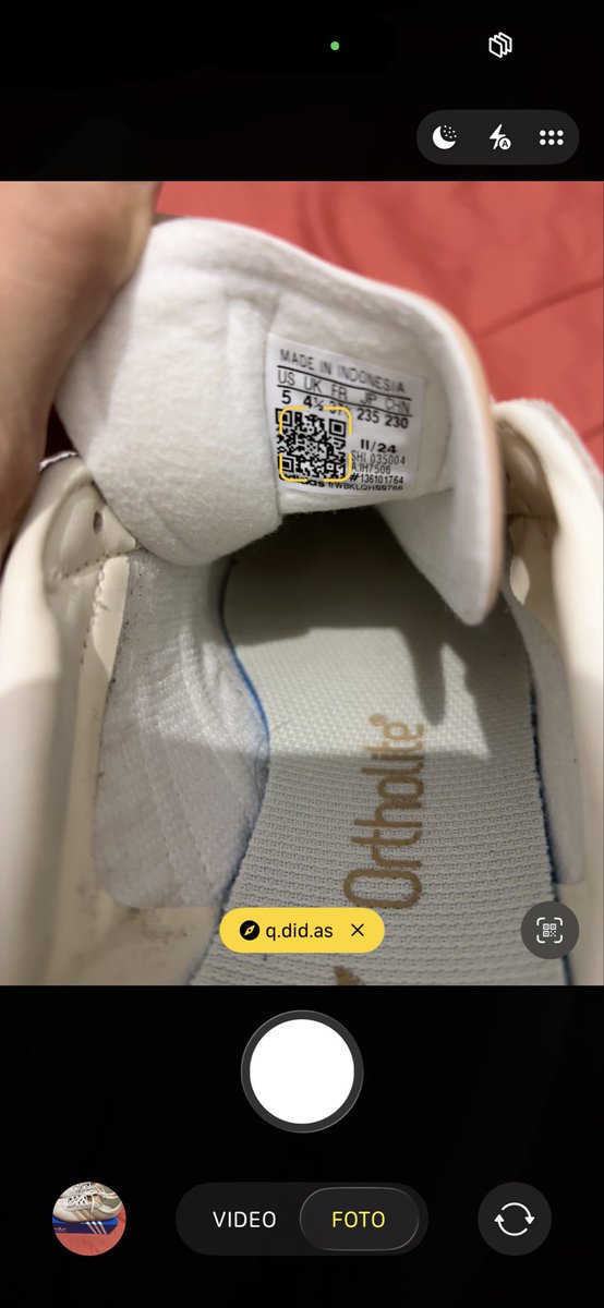 dumpyapping's tweet photo. WTS 
Adidas Gazelle J
Very good condition 100%
baru sekali pakai dan masih ada tagnya
size 37 1/3 

alasan jual: kebesaran
di harga 700k ajaa. dm for details🙌🏻🙌🏻 #preloved #zonauang https://t.co/UT1EUw76wu
