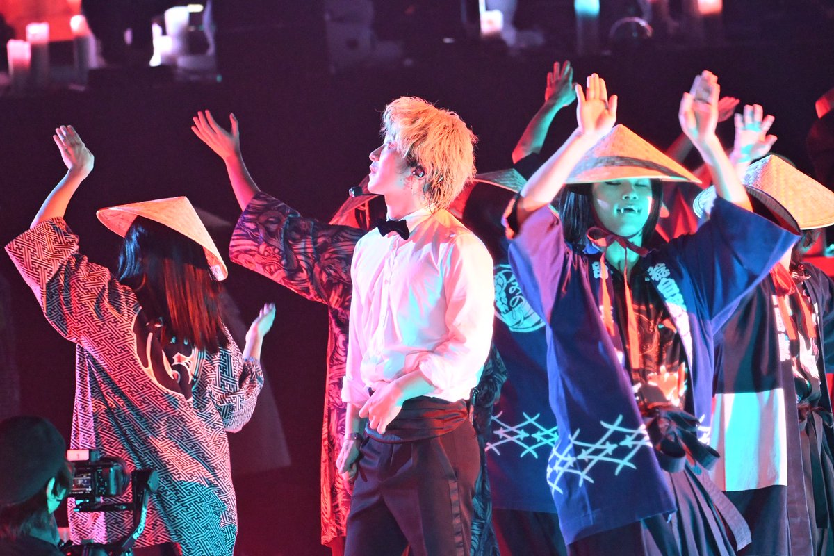1013fukase07's tweet photo. Fangsもってくるのはびっくりやし演出もめちゃ良かった

#THECINEMAネタバレ https://t.co/mfEmQNVnlg
