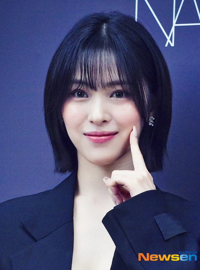 SRJ_Global's tweet photo. 260713 #RYUJIN #류진

🔗https://t.co/jlXUfzt2I1
🔗https://t.co/NMEmpoWGmI
🔗https://t.co/PFJpS5PERF
🔗https://t.co/9FF6vRv8lJ

RYUJIN FOR NARS
#RYUJINxNARS https://t.co/QedLyEl7E2