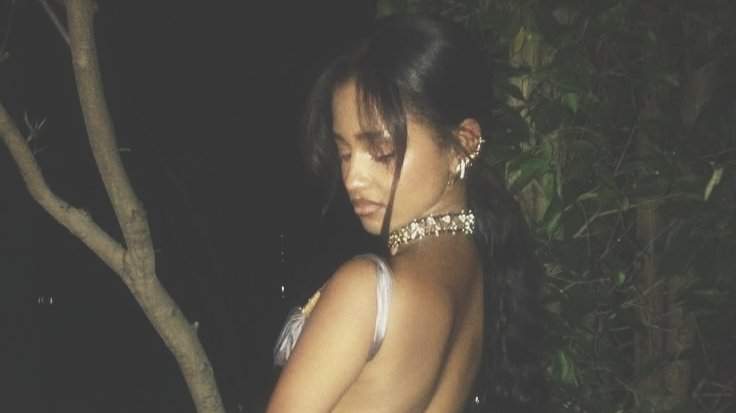 ✶ bella tweet media
