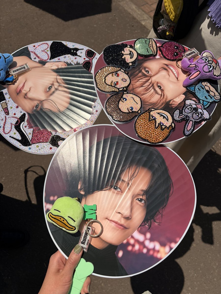 sanochen___313's tweet photo. ああ、終わっちゃったのね。
AぇもAぇ担もお疲れ様でした！
わたしは相変わらず、遠征なしの地元公演のみの参戦でしたがたったの２公演でも充分幸せをもらいました。
わたしのありがとうにありがとうと返してくれた晶哉くん、本当にありがとう。
Aぇ! groupが大好きだ💜💙❤️💚
#Runway https://t.co/tVJQxjYHIS